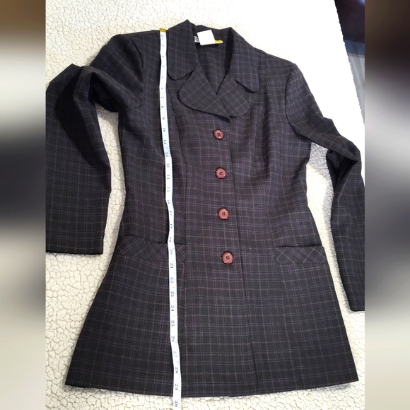 4 in 1 LA BELLE SUIT BLAZER, PANTS, SKIRT, BELT SIZE 7 - Picture 3 of 17